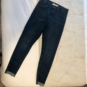 NWOT TOPSHOP Jamie Jeans W28L30